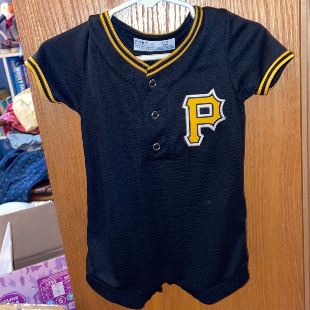Pittsburgh Pirates onesie